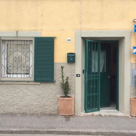 Casa Il Girasole Apartment Livorno Luaran gambar