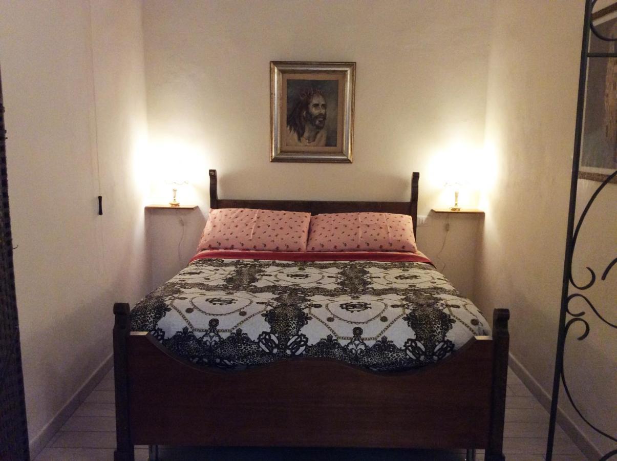 Casa Il Girasole Apartment Livorno Luaran gambar